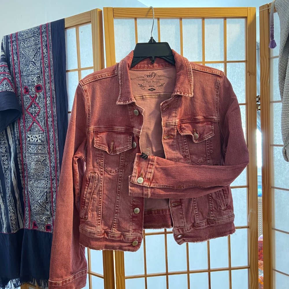 Jean jacket - Picture 2 of 4